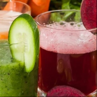 Cómo preparar el mejor batido para desinflamar el hígado graso