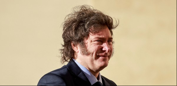"Si me quiere escuchar es tema de él": la tajante frase de Javier Milei antes de viajar a Corrientes