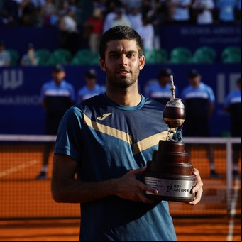 Facundo Díaz Acosta jugó un tenis de alto vuelo y se quedó con el Argentina Open