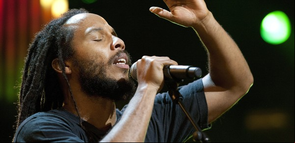 Ziggy Marley cuenta los secretos del éxito de la película de su padre, Bob Marley