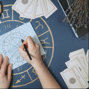 Por qué estudiar astrología: 10 motivos para entender el lenguaje del cielo