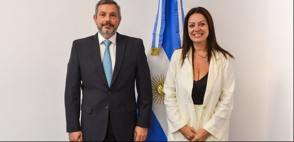 Falsas embarazadas, certificados truchos y médicos cómplices: ANSeS denunció en la justicia estafas con la Asignación Universal por Embarazo por 100 millones de pesos