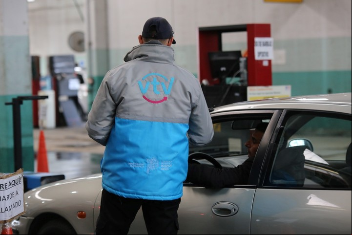 En la Provincia de Buenos Aires, los autos 0 km no necesitan hacer la VTV durante los primeros dos años. Foto: Min. Transporte PBA.