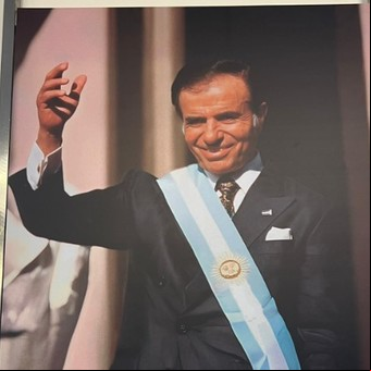 Tras cambiarle el nombre, el Gobierno ya armó el Salón de los Próceres: cuadro de Carlos Menem, polémicas ausencias y festejo libertario