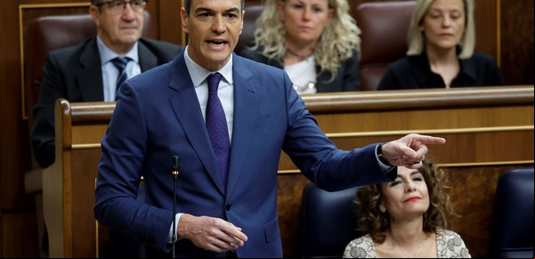Fuego cruzado en España entre el PSOE y el PP por denuncias de corrupción: Pedro Sánchez pide la renuncia de Isabel Díaz Ayuso 