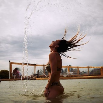 2x1 en piscinas de agua salada: estas termas en Buenos Aires son perfectas para un día de otoño