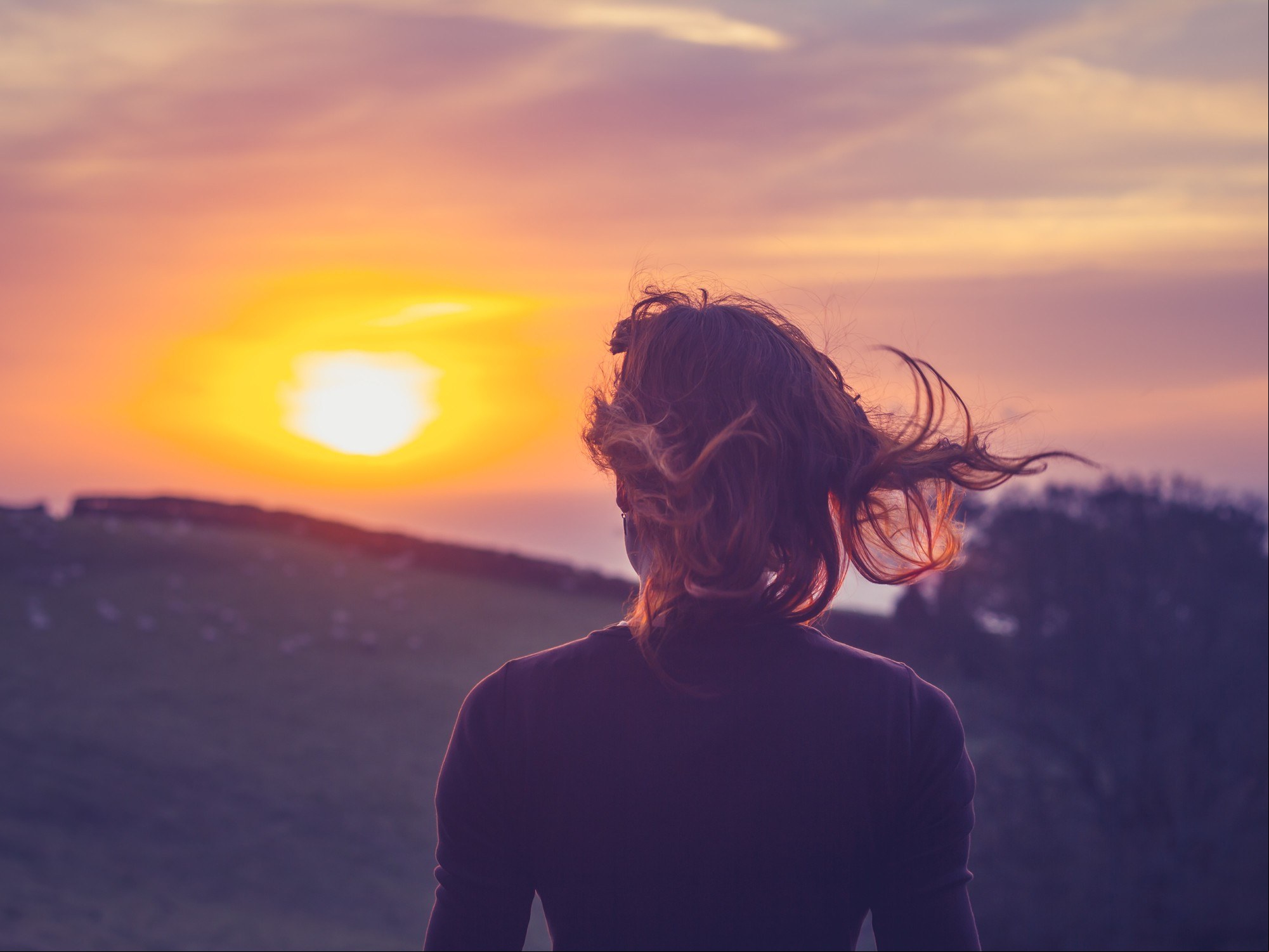 El eclipse traerá data para repensar nuestra conexión con los vínculos. Foto: ilustración Shutterstock