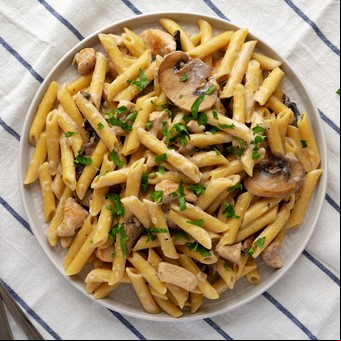 Pasta con pollo al Marsala