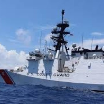 Llega un guardacostas de Estados Unidos: cómo hará el Gobierno para que atraque en puerto sin autorización del Congreso