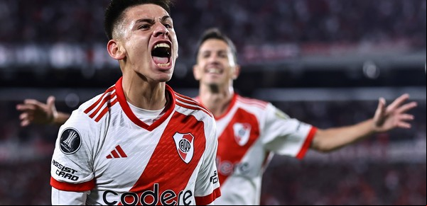 El golazo de Diablito Echeverri que lo metió en un podio histórico de River en la Copa Libertadores