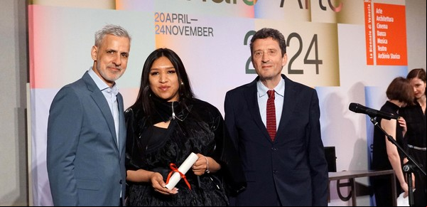 La Chola Poblete, la artista queer argentina que brilla en Europa y fue premiada en la Bienal de Arte de Venecia