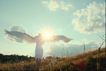 Predicciones de los ángeles para junio 2024: cuál es el mensaje celestial para tu signo