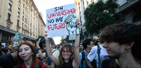 Comenzó el paro universitario de 48 horas en reclamo de mejoras salariales