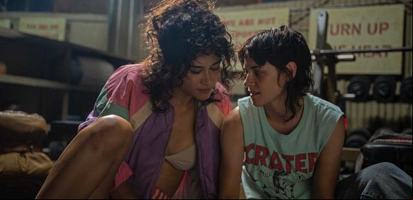 Amor, mentiras y sangre, con Kristen Stewart: thriller sexual y ultraviolento