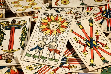 Tarot: ¿qué significan los cuatro palos de las cartas?
