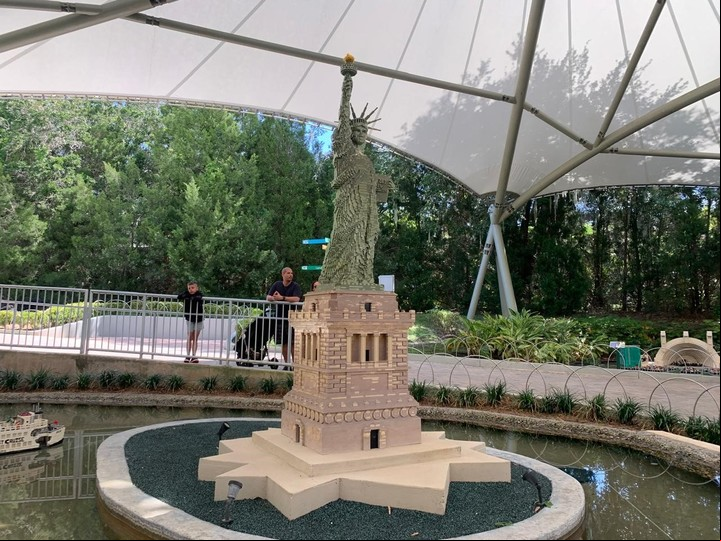 Se usaron más de 32 millones de Legos para recrear paisajes de EE.UU. Foto Visit Central Florida.