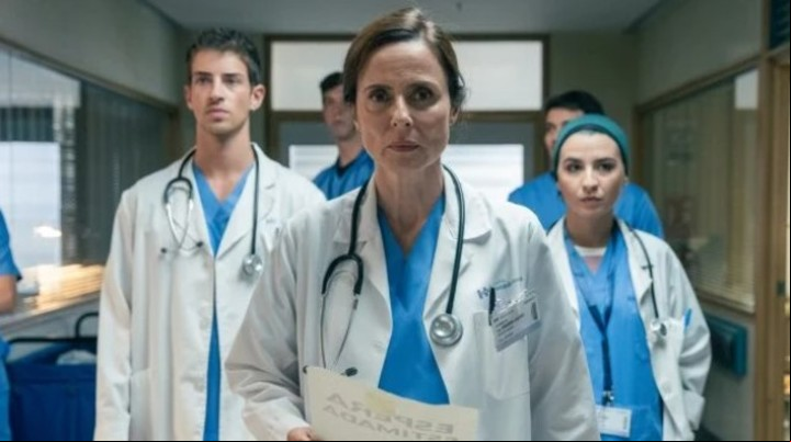 La doctora Pilar Amaro (Aitana Sánchez-Gijón) tiene un clara postura en relación a la huelga. Prohibido spoilear.