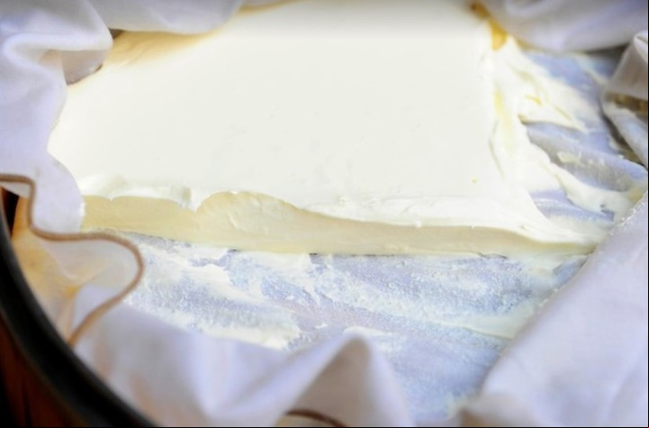 Queso mascarpone: ingrediente clave del famoso tiramisú.