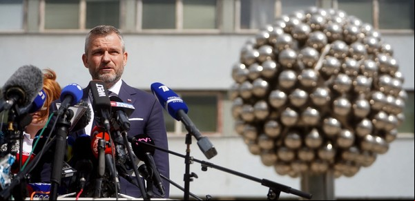 El atentado contra el premier de Eslovaquia, Robert Fico: para el gobierno el atacante es un "lobo solitario"