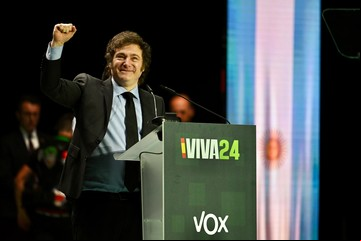 Javier Milei dispara la peor crisis con España, tras las críticas a la mujer del presidente y el acto en "casa ajena"