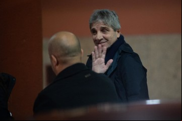 Fuerte advertencia de Luis Caputo a gobernadores e intendentes: anunció que cerrarán las sucursales del Banco Nación donde aumenten los impuestos
