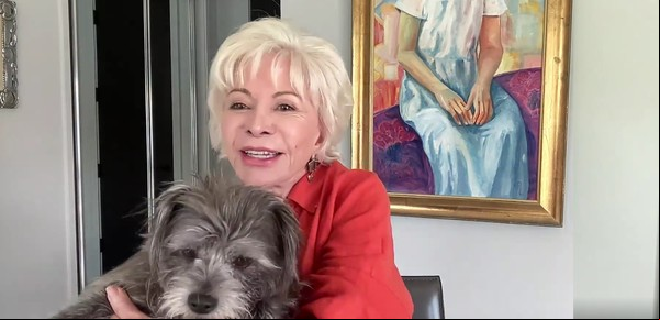 Isabel Allende ofreció detalles de su libro infantil ante los medios de Iberoamérica