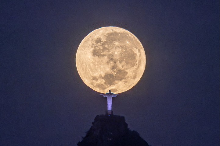 Además del Cristo Redentor de Brasil, existen cientos más en el mundo. Foto: EFE/ Antonio Lacerda.