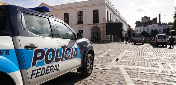 Los gremios y las protestas desafían el "Cabildo abierto" de Milei en Córdoba y el protocolo antipiquetes