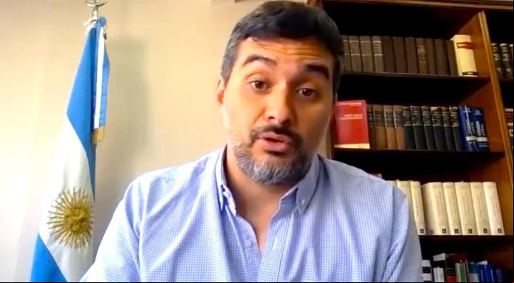 El juez Juan Rafael Stinco presidió la audiencia de este lunes con 41 prepagas en el Juzgado Civil y Comercial Federal N°3.