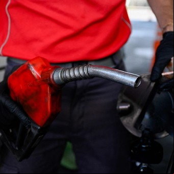 Nafta y gasoil: las rebajas de hasta 30% que dan YPF, Shell, Axion y Puma en enero 2025