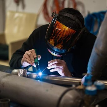 La crisis en las pymes industriales todavía no tocó fondo: alertan por 300.000 despidos en fábricas