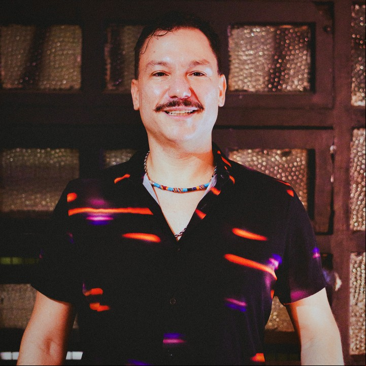 FELIPE FRANC¸A GONZALEZ