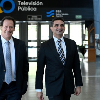 Siguen las millonarias indemnizaciones de funcionarios de la TV Pública