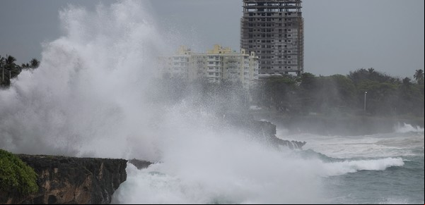 Huracán Beryl: Jamaica se prepara para recibir hoy el golpe del ciclón y hay alerta en República Dominicana