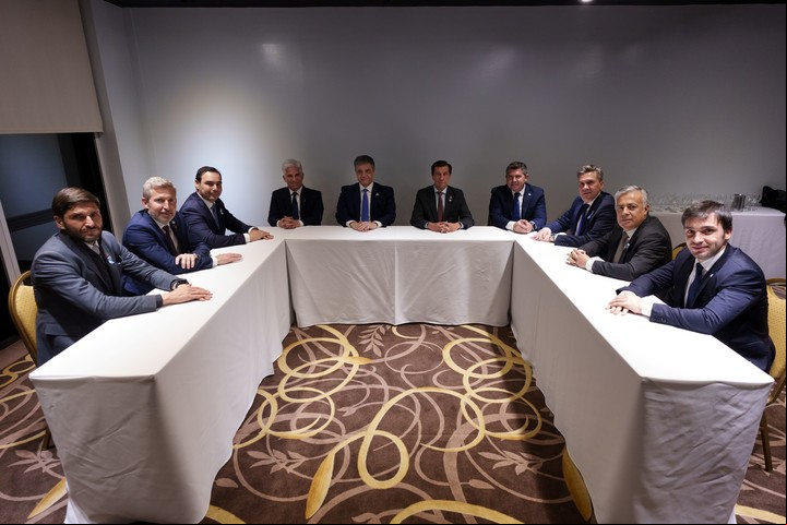 Los gobernadores de Juntos por el Cambio, en la previa de la firma del Pacto de Mayo en Tucumán. Foto JXC
