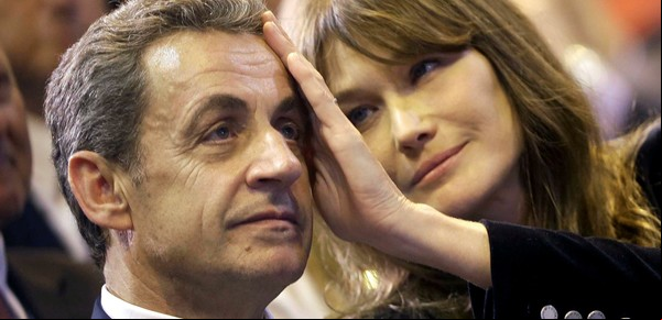 Francia: imputan a Carla Bruni por intentar acallar acusaciones contra su marido Nicolas Sarkozy