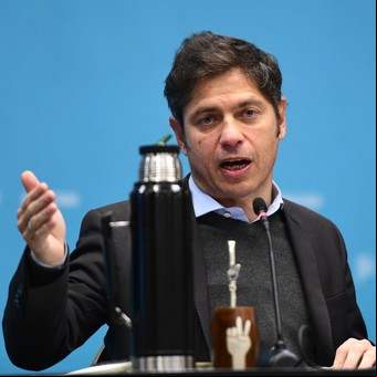 Una nueva encuesta midió 14 atributos de Axel Kicillof como gobernador: reprobó en todos