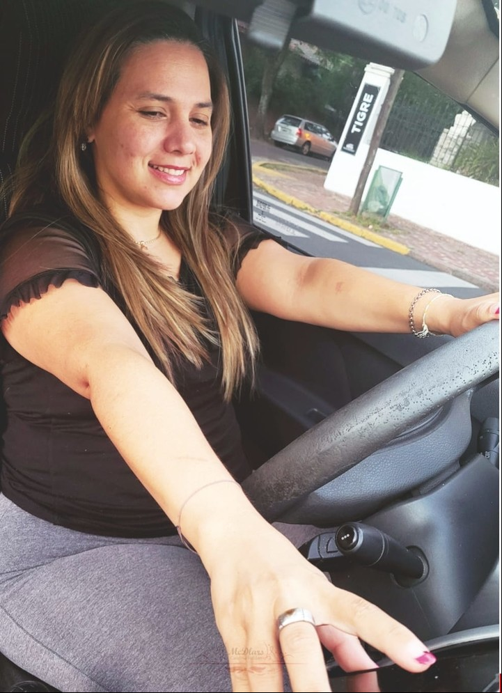 Carolina Roldán empezó a trabajar en Cabify en 2018 y la plataforma representa hoy su principal fuente de trabajo. Crédito Carolina Roldán