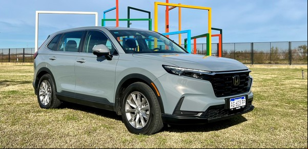 Análisis del Honda CR-V: cómo anda el SUV que cambió pero mantiene sus grandes virtudes