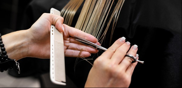 Calendario lunar de marzo 2025: los mejores días para cortar el cabello según las fases de la Luna
