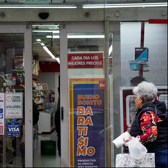 Descuentos sin tope de reintegro y productos rebajados: los súper salen con promos más agresivas