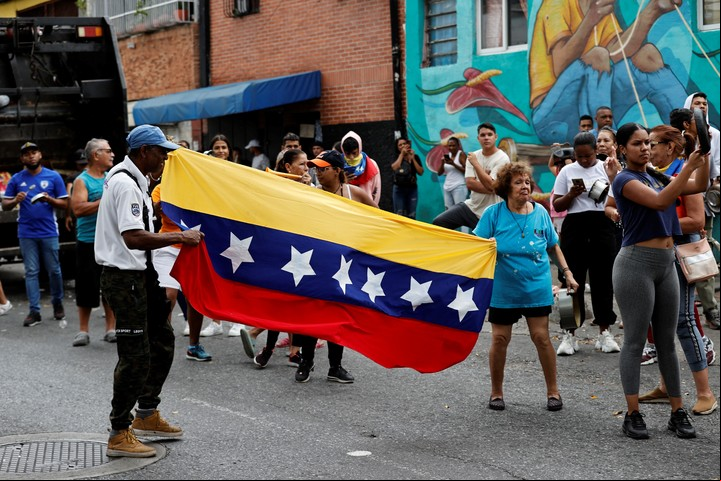 Bronca en Caracas luego de los resultados de las elecciones presidenciales. Foto: EFE/ Henry Chirinos