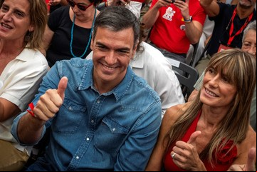 El plan de Pedro Sánchez para combatir la desinformación a través de un registro oficial de medios de comunicación en España: ¿Transparencia o control a la prensa?
