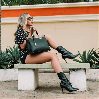 El truco para quitar el mal olor de los zapatos de cuero 