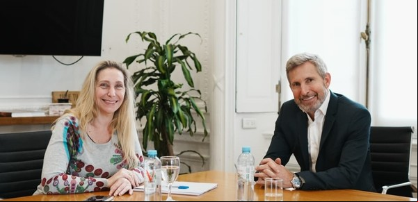 Rogelio Frigerio va a la Corte contra Milei por una deuda con la represa Salto Grande