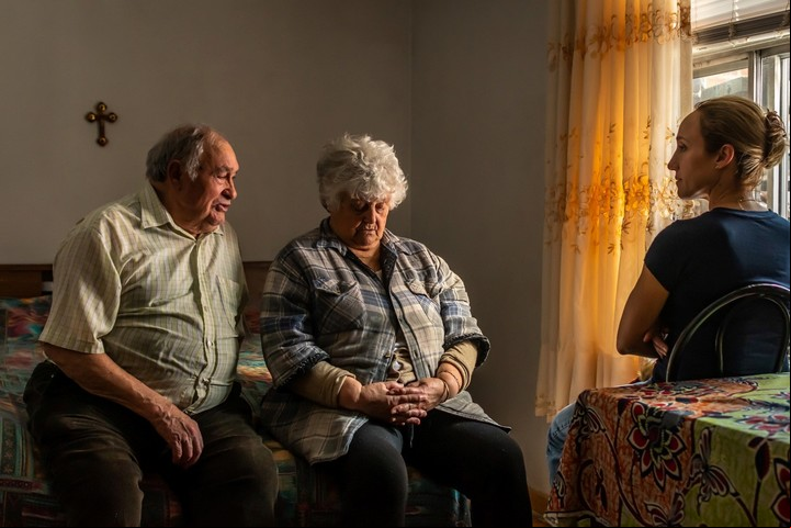No solo los hábitos de vida influyen en cómo las personas envejecen, sino también el nivel socioeconómico.