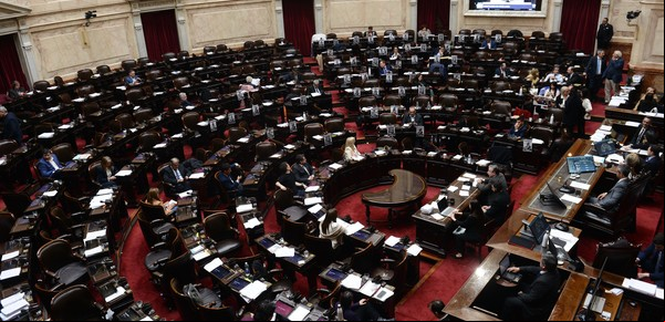 Sesión contra el DNU de la SIDE: la oposición apuesta a llegar con lo justo y la Rosada presiona a los gobernadores