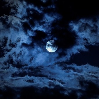 Superluna llena azul de Esturión en agosto: por qué se da este impactante fenómeno y cómo verlo 