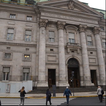 El Gobierno transformó al Banco Nación en una sociedad anónima