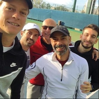 La defensa del ex fisioterapeuta de Jannik Sinner al que responsabilizaron por el doping del tenista número 1 del mundo